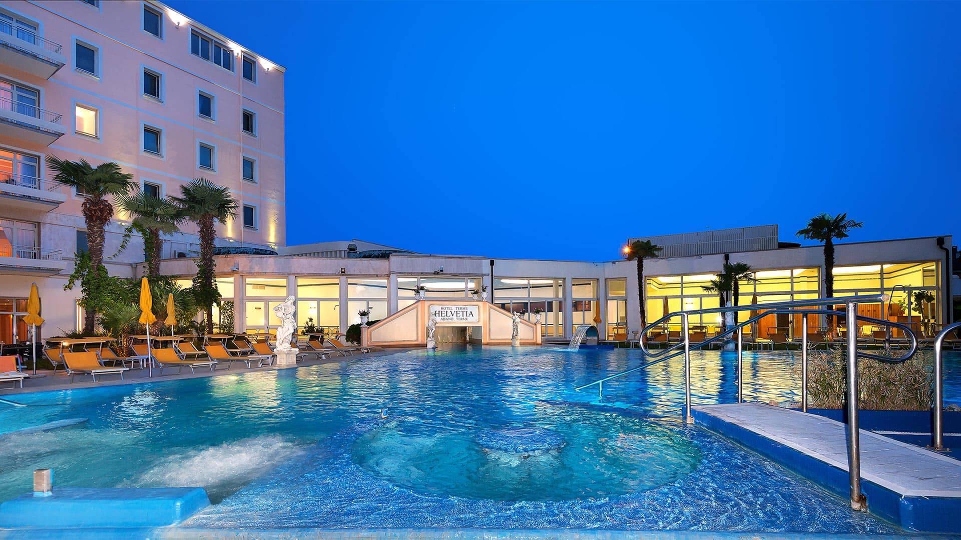 Pool Hotel Helvetia - Kurtouristik